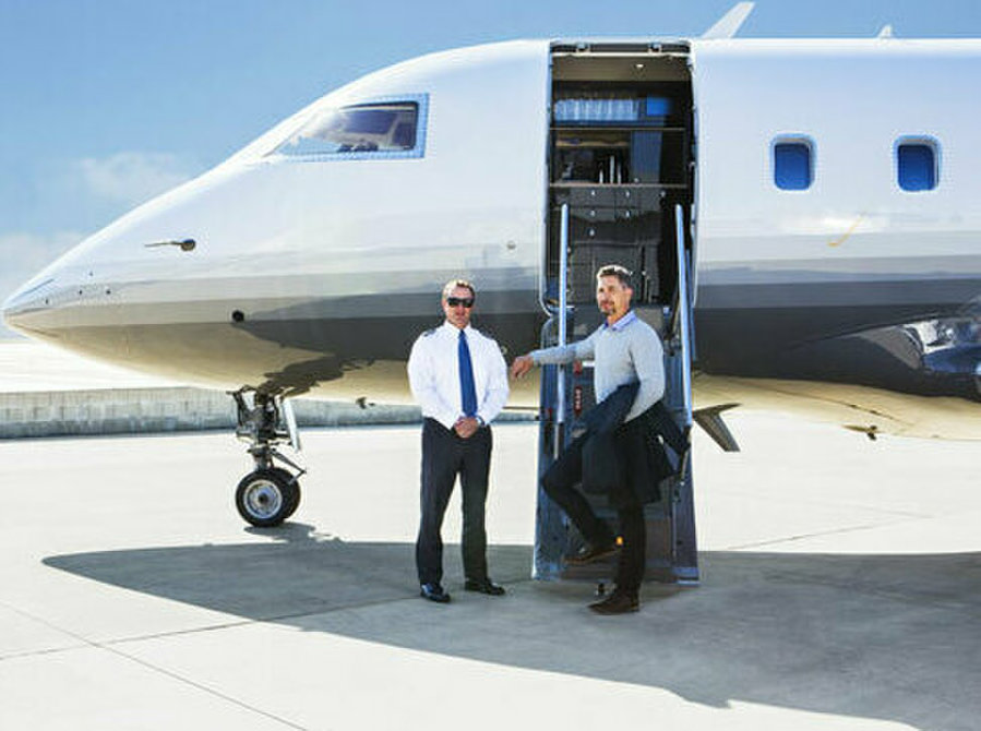 Benefits Of Having Aircraft Management And Advisory Services - Services: Other